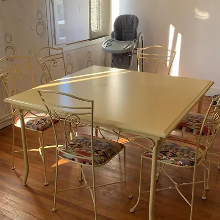 La Terrasse De Beatrice, Parking Prive Gratuit & Clim Troyes