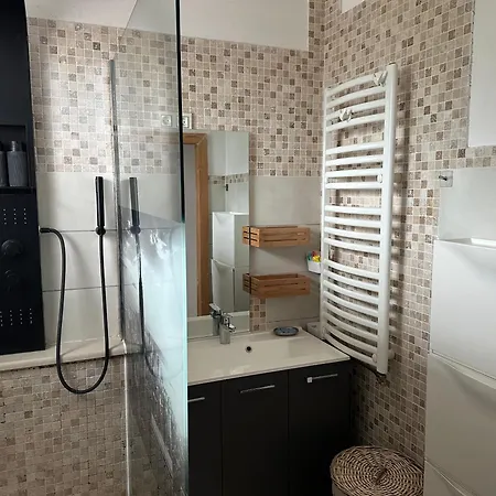 La Terrasse De Beatrice, Parking Gratuit & Clim Apartment *